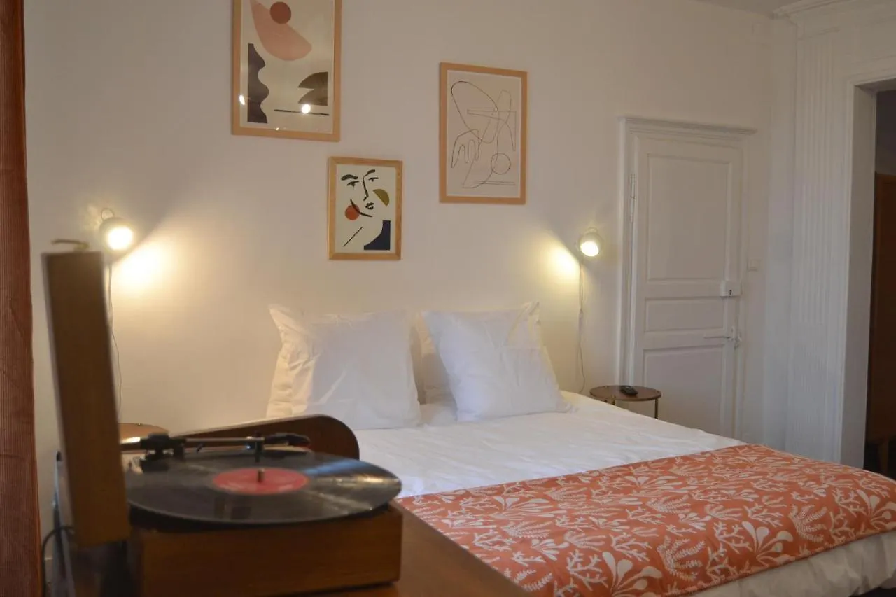 ランバル Artefact Bed & Breakfast