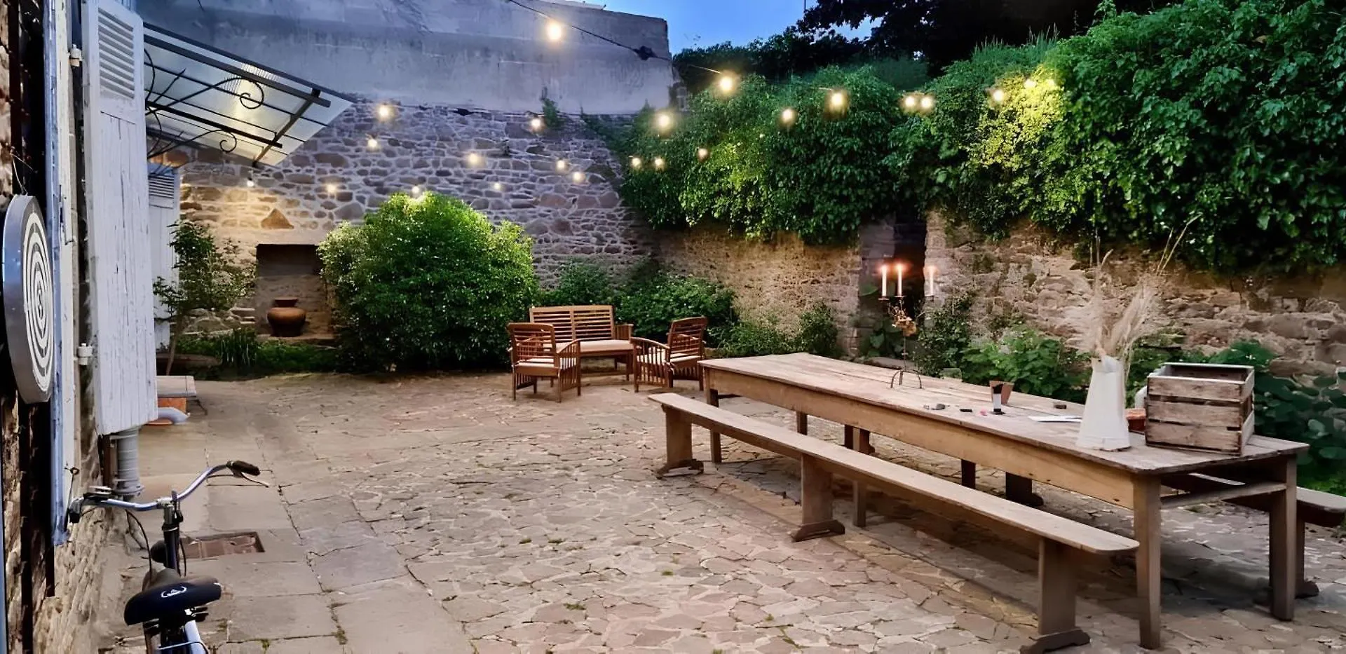 **  Bed and Breakfast Artefact Lamballe Francia