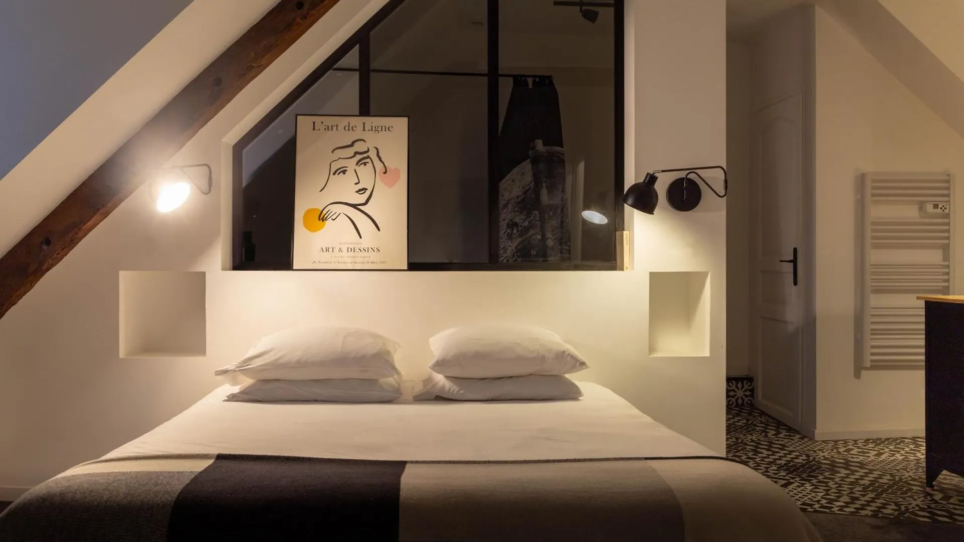 Bed and Breakfast Artefact Lamballe
