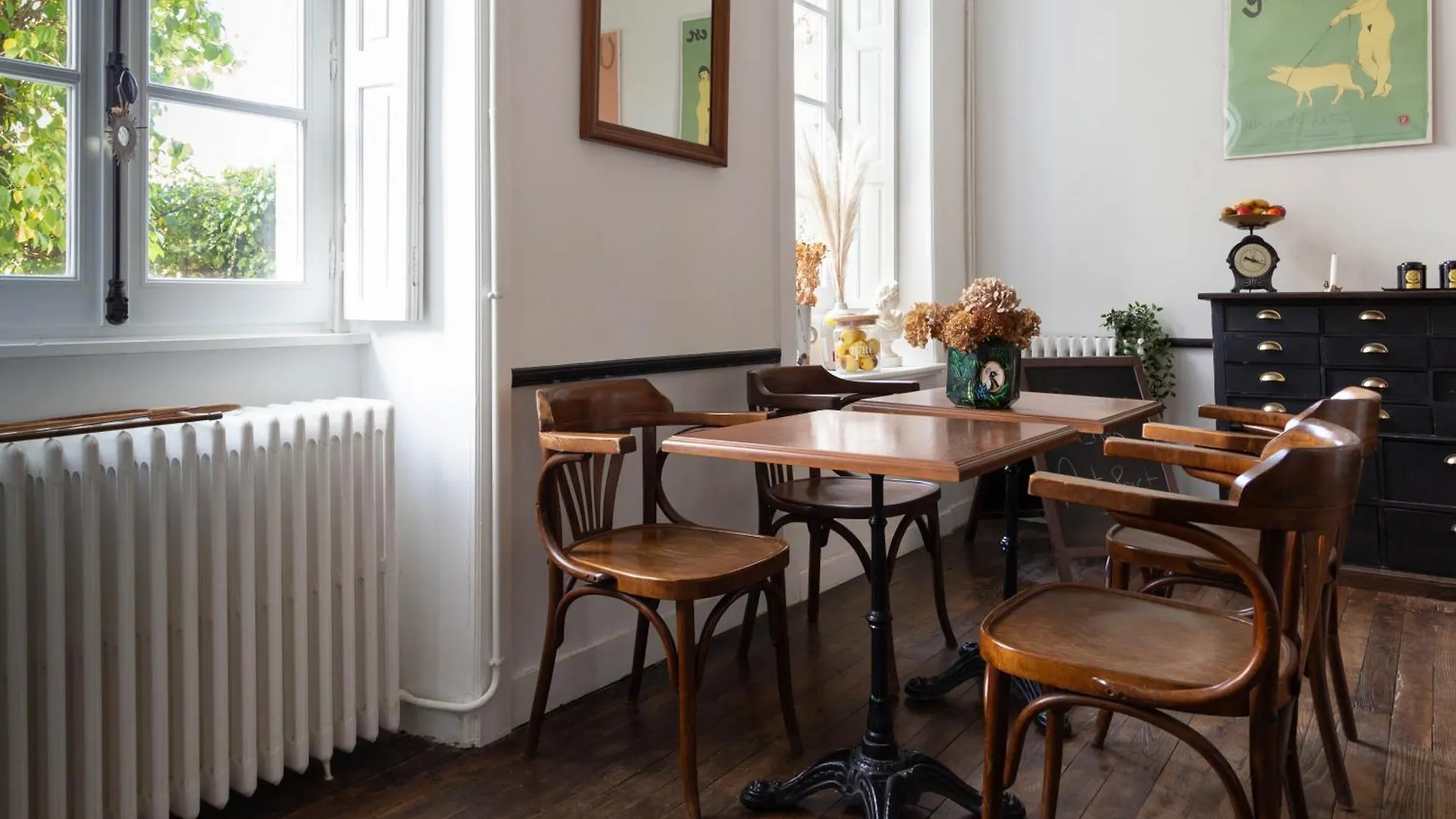 **  Artefact Bed & Breakfast Lamballe France