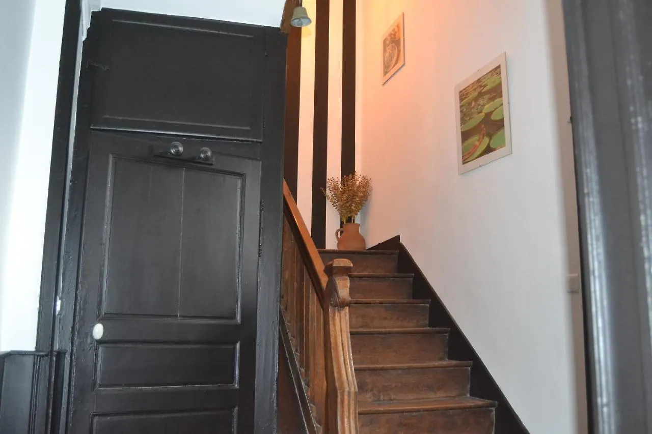 Artefact Bed & Breakfast Lamballe